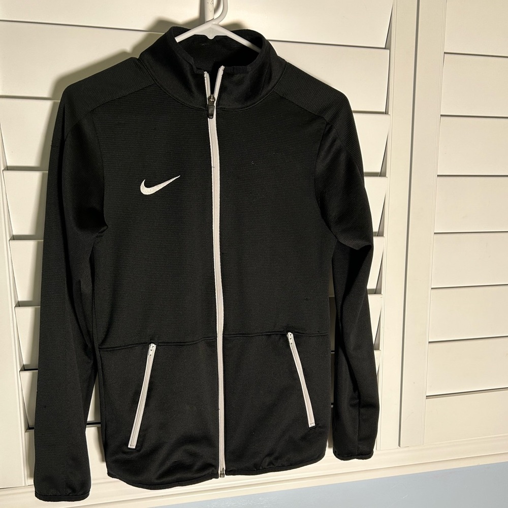 Black Dri-fit Nike zip up